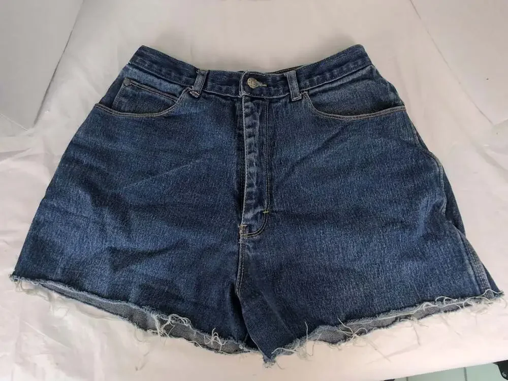 Gitano Vintage High-Waisted Raw Hem Denim Shorts Size 12 Long